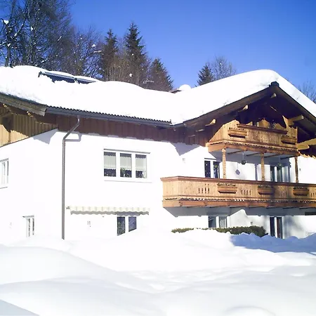 Claudia Διαμέρισμα *