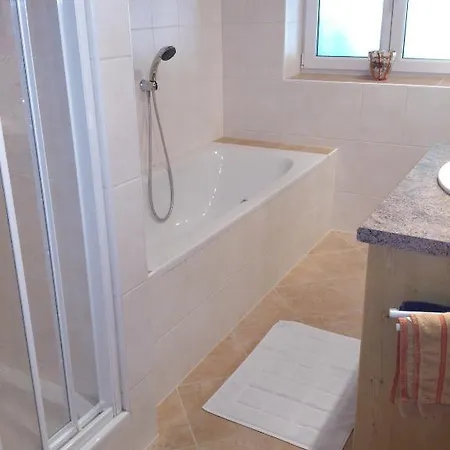 Claudia Apartmán *